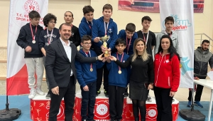 Afyonkarahisar'da Okul Sporları Tenis Yıldızlar Müsabakaları sona erdi