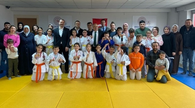  Afyon Okul Sporları Judo Küçükler Maçları sona erdi, işte derece girenler!..