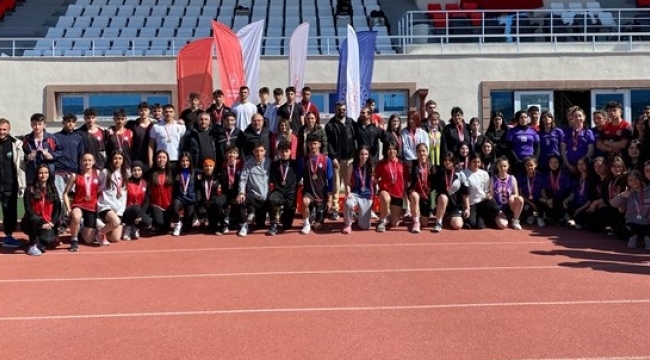 Afyonkarahisar'da Atletizm Gençler Müsabakaları Sona Erdi