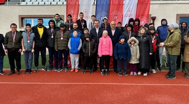Afyonkarahisar'da Özel Sporcular Atletizmde Madalyalar Sahiplerini Buldu