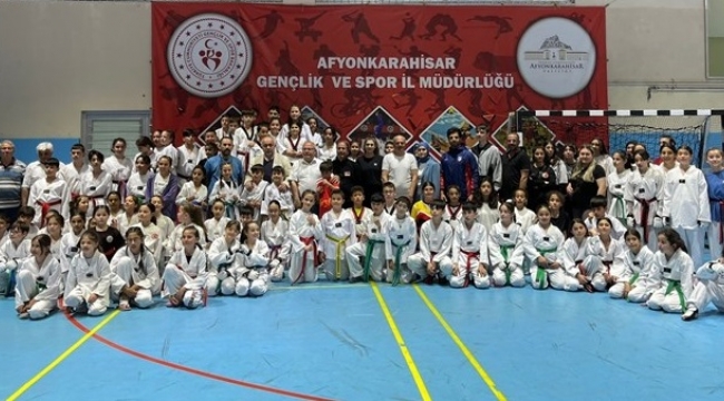 23 Nisan Egemenlik Haftası Taekwondo İl Şampiyonası tamamlandı, işte şampiyonlar!..