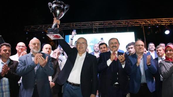 Şampiyona Yakışır Kutlama. Afyon Belediyespor Süper Ligde!